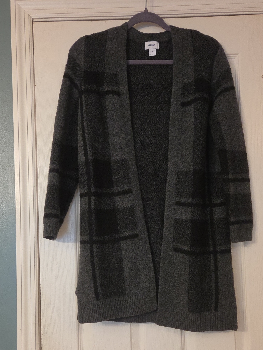 Old Navy Gray and Black Plaid Open-Front Cardigan Size Small